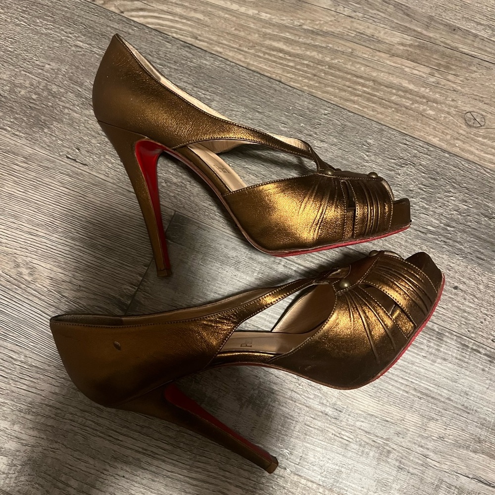 Christian Louboutin/Shoes